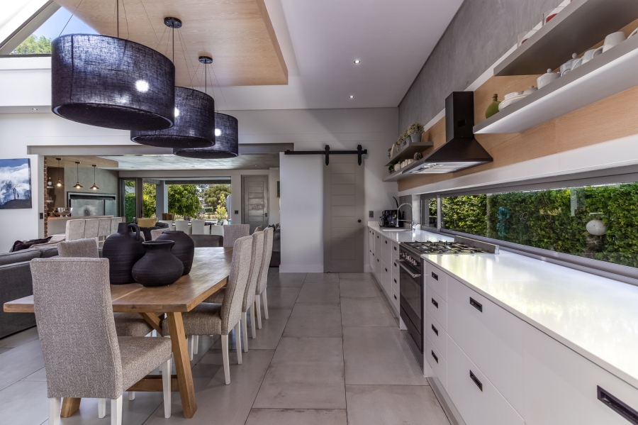 4 Bedroom Property for Sale in Pearl Valley at Val de Vie Western Cape